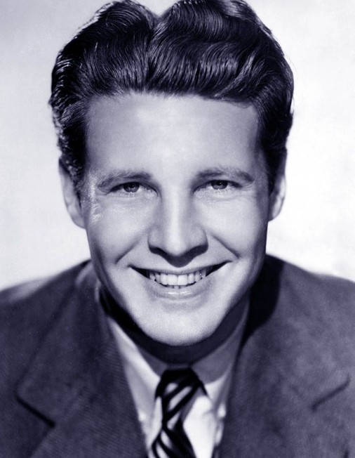 Ozzie Nelson - Rotten Tomatoes