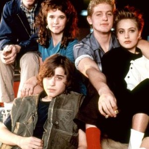 THE WILD LIFE, Clockwise from top left: Eric Stoltz, Lea Thompson, Christopher Penn, Jenny Wright, Ilan Mitchell-Smith, 1984, (c) Universal Pictures