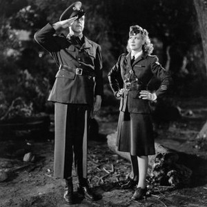 BLONDIE FOR VICTORY, from left, Arthur Lake, Penny Singleton, 1942