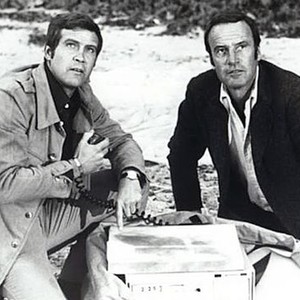 Lee Majors (left) and Richard Anderson