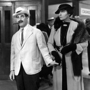 A DAY AT THE RACES, Groucho Marx, Margaret Dumont, 1937