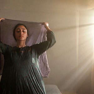 Golshifteh Farahani as the Woman in "The Patience Stone." photo 5