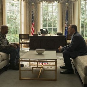 House of Cards, Reg E Cathey (L), Kevin Spacey (R), 'Chapter 35', Season 3, Ep. #9, 02/27/2015, ©NETFLIX
