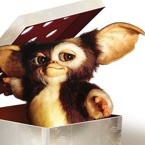 Gremlins Was Originally A Gory R-Rated Movie (& Why It Was Changed)