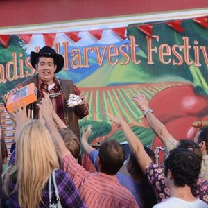 RAISING HOPE, Gregg Binkley, 'Candy Wars', Season 3, Ep. #7, 11/20/2012, ©FOX