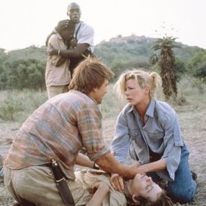I DREAMED OF AFRICA, Garrett Strommen (on ground), Kim Basinger (kneeling right), 2000, © Columbia