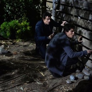 Pretty Little Liars, Ian Harding (L), Tyler Blackburn (R), 06/08/2010, ©KSITE