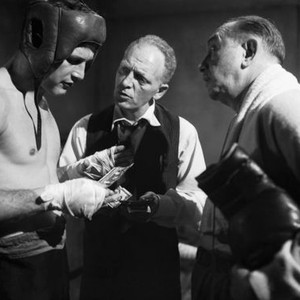 SOMEBODY UP THERE LIKES ME, Paul Newman, Everett Sloane, Sammy White, 1956