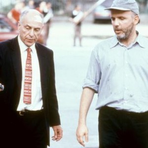 FOUR DAYS IN SEPTEMBER, Alan Arkin, director Bruno Barreto, 1997, (c)Miramax