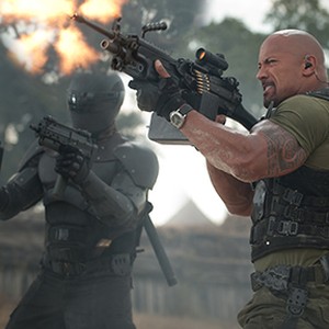 (L-R) Snake Eyes and Dwayne Johnson as Roadblock in "G.I. Joe: Retaliation." photo 16