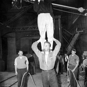 BRUTE FORCE, Burt Lancaster with director Jules Dassin on the set, 1947
