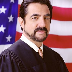 Joe Mantegna as Justice Joseph Novelli
