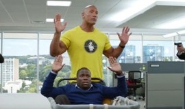 Central Intelligence: Official Clip - Time's Up photo 7