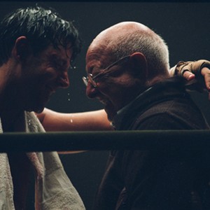 RUSSELL CROWE (as Jim Braddock) and legendary boxing trainer/consultant ANGELO DUNDEE (right) on the set of "Cinderella Man."