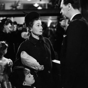 MIRACLE ON 34TH STREET, Anthony Sydes, Thelma Ritter, Porter Hall, 1947, TM and copyright ©20th Century Fox Film Corp. All rights reserved