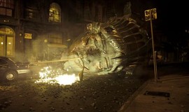 Cloverfield: Official Clip - The Statue of Liberty's Head photo 5