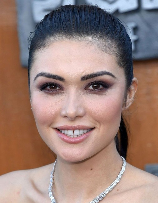 Daniella Pineda Rotten Tomatoes