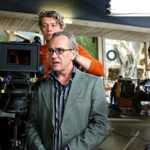 MEMORY OF A KILLER, (aka DE ZAAK ALZHEIMER), Filmmaker Erik Van Looy (center), on set , 2003, (c) Sony Pictures Classics