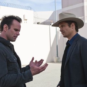 Justified, Walton Goggins (L), Timothy Olyphant (R), 'The Collection', Season 1, Ep. #6, 04/20/2010, ©FX