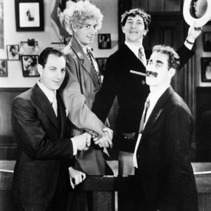 DUCK SOUP, from left: Zeppo Marx, Harpo Marx, Chico Marx, Groucho Marx, 1933