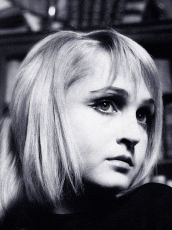 Laura Betti yalangoch