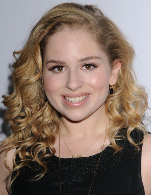 Allie Grant