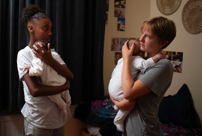 《Young Mothers》： 那些難以承受的青春之重