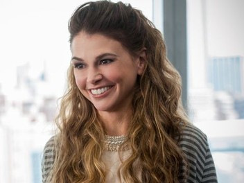 Younger full episodes outlet season 1