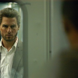 One last door is all that stands between Vincent (TOM CRUISE) and the completion of the job he was hired to do.