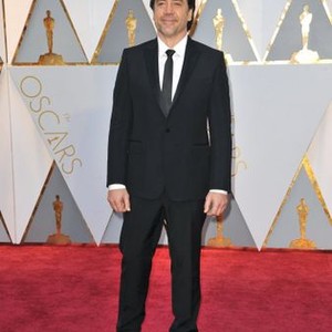 Javier Bardem at arrivals for The 89th Academy Awards Oscars 2017 - Arrivals 2, The Dolby Theatre at Hollywood and Highland Center, Los Angeles, CA February 26, 2017. Photo By: Elizabeth Goodenough/Everett Collection