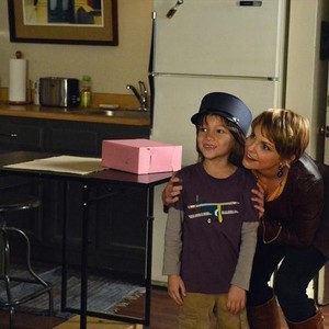 Pretty Little Liars, Ted Briones (L), Larisa Oleynik (R), 'Out of Sight, Out of Mind', Season 3, Ep. #21, 02/26/2013, ©KSITE