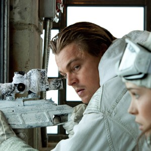 (L-R) Ellen Page as Ariadne and Leonardo DiCaprio as Cobb in "Inception." photo 12