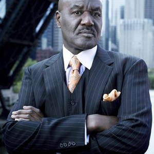 Delroy Lindo as Alderman Ronin Gibbons