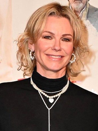 Caroline Néron Pictures | Rotten Tomatoes