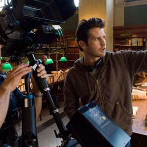 THE BOX, from left: camera operator Jody Miller, director Richard Kelly, on set, 2009. Ph: Dale Robinette/©Warner Bros.