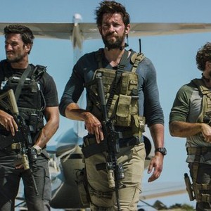 13 Hours: The Secret Soldiers of Benghazi (2016) photo 1