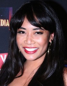 Nikki McKenzie