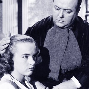 Shadowed (1946) photo 6