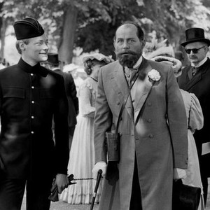YOUNG WINSTON, from left: Simon Ward as Winston Churchill, Robert Shaw as Lord Randolph Churchill, 1972