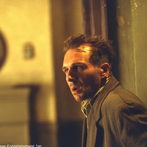 Ralph Fiennes as Spider. photo 8