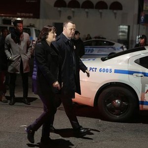 Blue Bloods, Marisa Ramirez (L), Donnie Wahlberg (R), 'Town Without Pity', Season 6, Ep. #18, 04/01/2016, ©KSITE