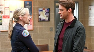 Chicago fire full episodes outlet