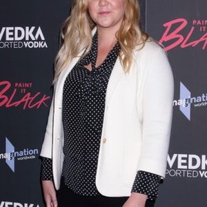 Amy Schumer at arrivals for PAINT IT BLACK Premiere, Museum of Modern Art (MoMA), New York, NY May 15, 2017. Photo By: RCF/Everett Collection