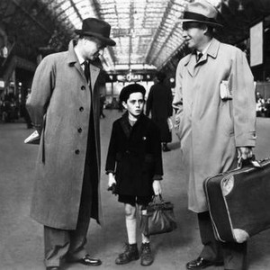 LITTLE BOY LOST, from left: Claude Dauphin, Christian Fourcade, Bing Crosby, 1953