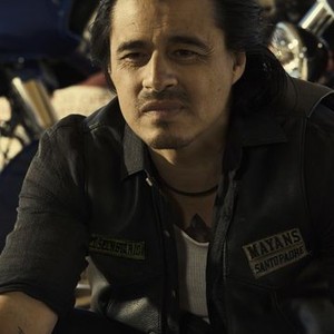 Antonio Jaramillo as Michael "Riz" Ariza