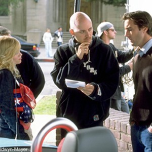 REESE WITHERSPOON stars as Elle Woods, with LUKE WILSON as Emmett Richmond, while Charles Herman-Wurmfeld directs MGM Pictures' comedy LEGALLY BLONDE 2: RED, WHITE AND BLONDE. photo 3