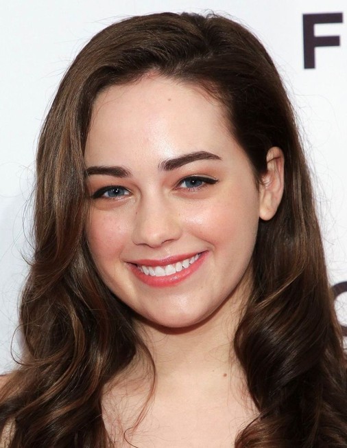 Mary Mouser