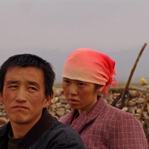 TUYA'S MARRIAGE, (aka TUYA DE HUN SHI), Nan Yu (right), 2006. ©Music Box Films