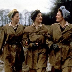 THE LAND GIRLS, Anna Friel, Catherine McCormack, Rachel Weisz, 1998, © Gramercy Pictures