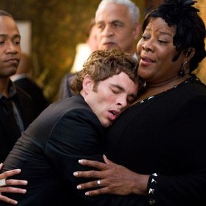 DEATH AT A FUNERAL, from left: Columbus Short, James Marsden, Ron Glass (back), Loretta Devine, 2010. ph: Phil Bray/©Screen Gems
